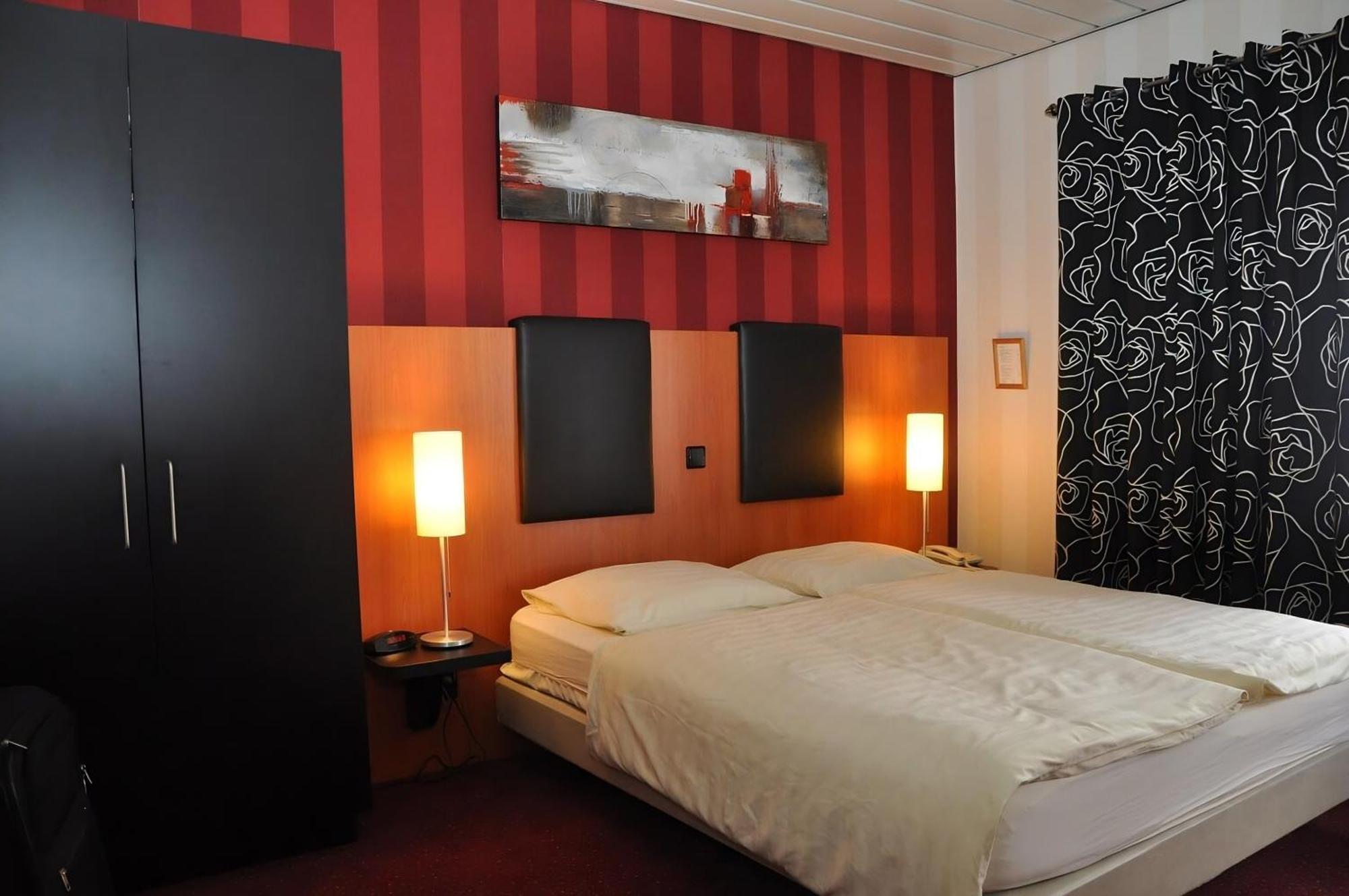 Hostellerie Valckenborgh ファルケンブルフ エクステリア 写真