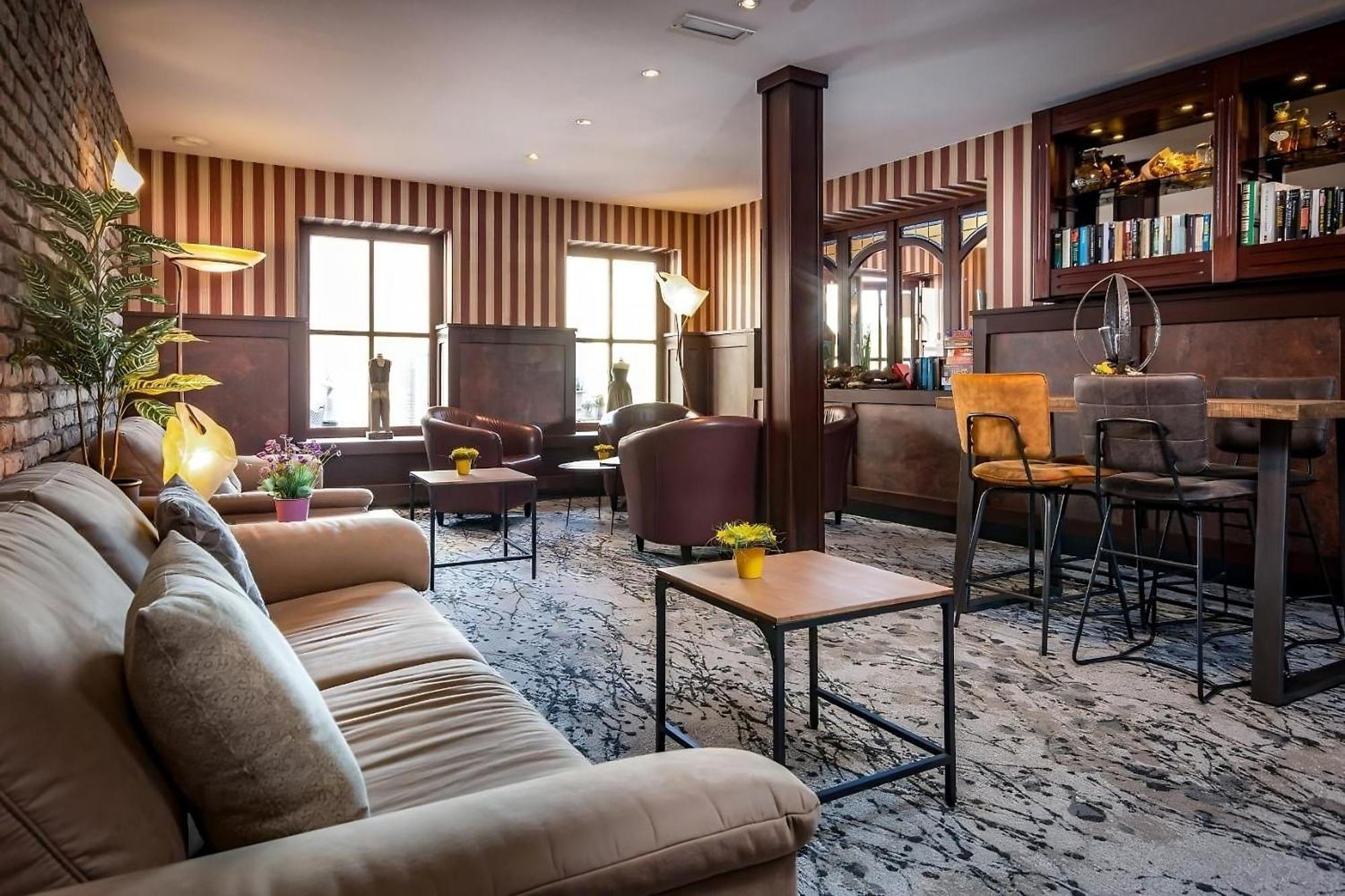 Hostellerie Valckenborgh ファルケンブルフ エクステリア 写真