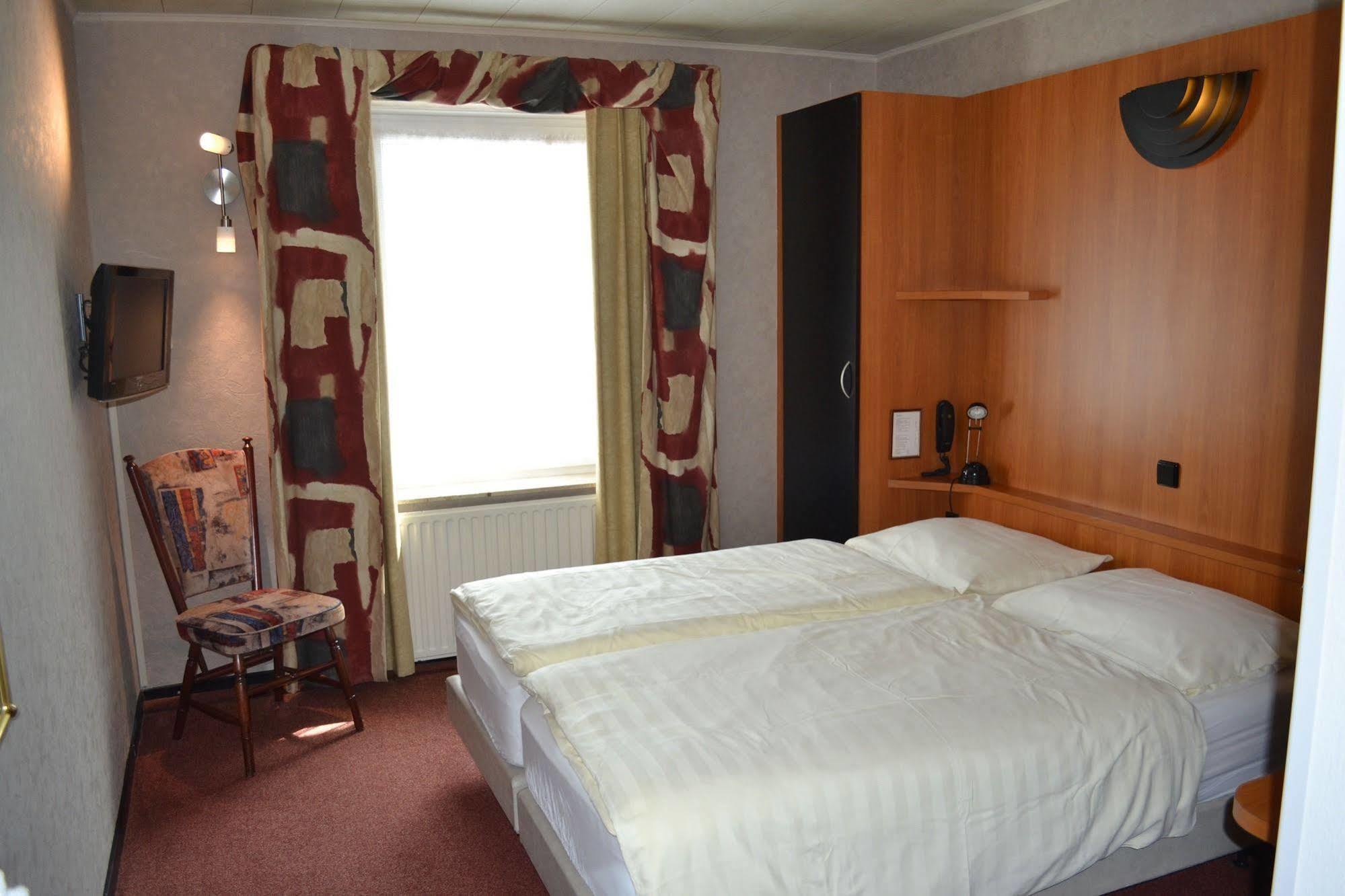 Hostellerie Valckenborgh ファルケンブルフ エクステリア 写真